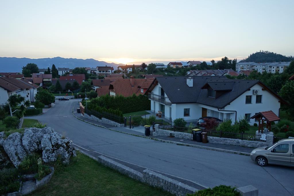 Apartment Beks Postojna Eksteriør bilde